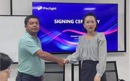 ¡Felicitaciones a Poclight Biotech y al socio de Myanmar por firmar!